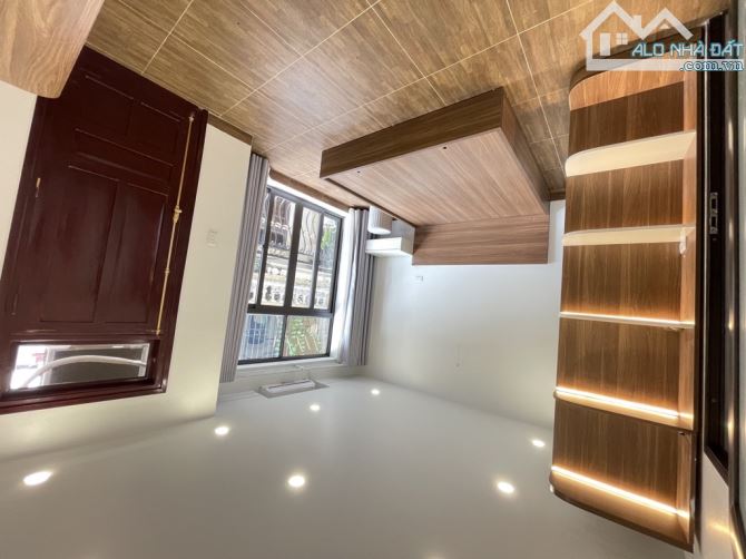 Nhà đẹp phố Hoa Lâm, Việt Hưng 32m2, 5 tầng lung linh, mặt tiền 4,6m, giá chào 6,96 tỷ - 4
