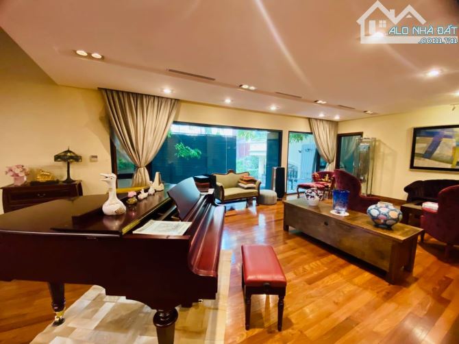 Biệt thự KĐT Cầu Giấy 108M kinh doanh long lanh Phân lô, vỉa hè giá tốt - 4