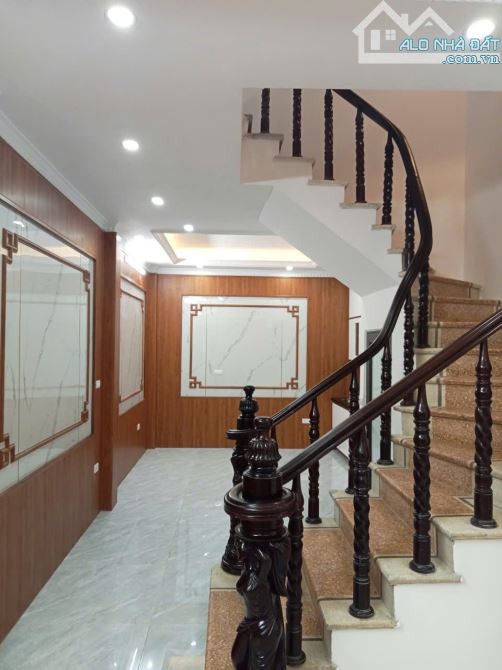 Bán nhà ngõ 383 Phúc Tân, DT 45/55m, 5 tầng, MT 3.8m, giá 8.9 tỷ. - 4