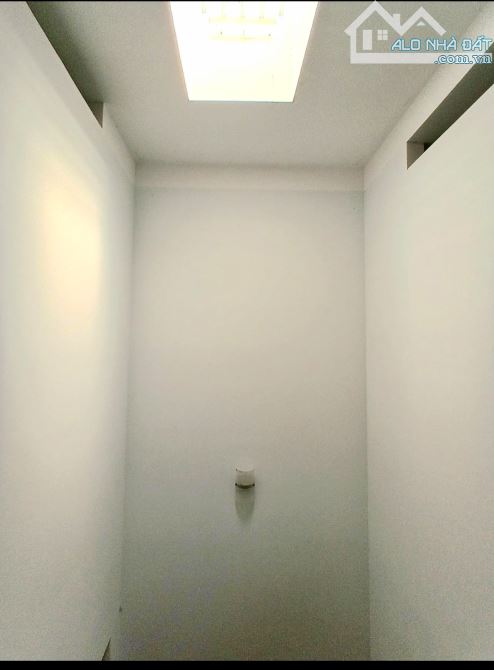 Bán 🏡 2tầng hẻm 4, 5tỷ khu dân trí cao gần chợ,trường học Bùi Minh trực , Q8 - 4