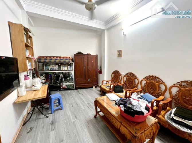 Bán nhà đẹp PHÂN LÔ Ô TÔ Văn Quán Nguyễn Trãi Hà Đông 42m2, giá thấp 8,3 tỷ - 4