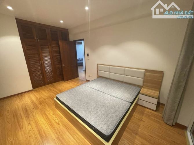 Chính chủ cho thuê N05 Hoàng Đạo Thúy. 162m2, 3PN3WC. Full đồ 25tr/tháng - 4