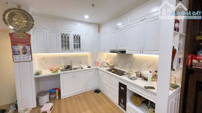 bán nhà Cổ Nhuế, 90m2, thế đất siêu đẹp, khai thác dòng tiền tốt, không có căn thứ 2 - 4