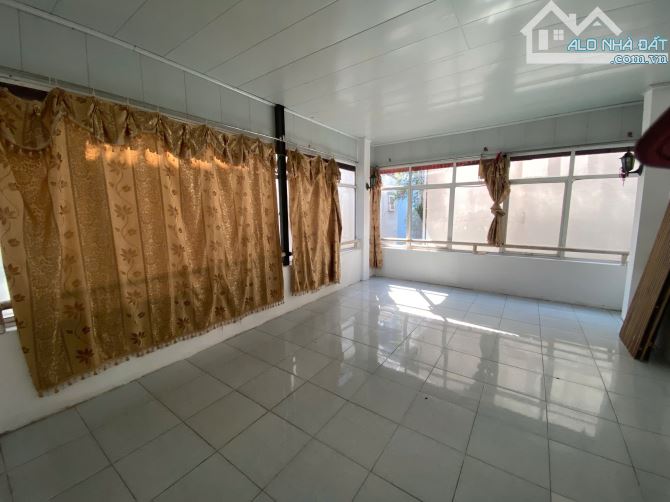 Cho thuê nhà nguyên căn tại ngõ 41 Trần Cung, Cầu Giấy 40M X 4T, 3PN3VS giá 12 triệu - 4