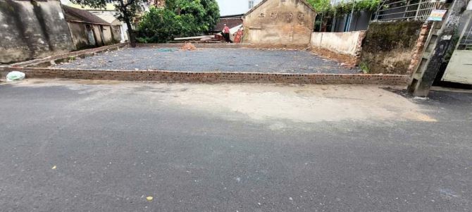 80M lô góc trục chính ủy ban xã Hợp Đồng cũ, Chỉ 4,25 tỉ - 4