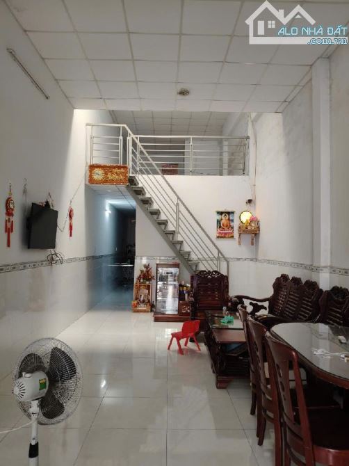 Bán nhà 78m² Q12 Huỳnh Thị Hai- hẻm oto thông nhau rộng 5m, giá 4.6 tỷ - 4
