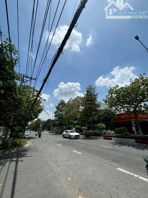 BÁN GẤP LÔ ĐẤT 1000M² THỔ CƯ 100%, VỊ TRÍ TRUNG TÂM ĐỒNG KHỞI - GIÁ ỔN ĐỊNH, THƯƠNG LƯỢNG - 4