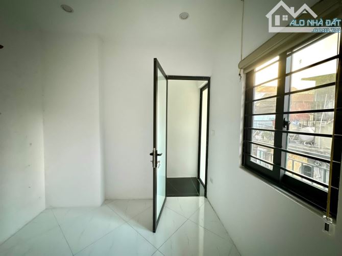HÀNG ĐỘC HIẾM-GIÁ QUÁ RẺ CHỈ HƠN 3tỷ SỞ HỮU NHÀ SỔ ĐỎ RIÊNG PHỐ TRẦN CAO VÂN-CHỢ GIỜI - 4