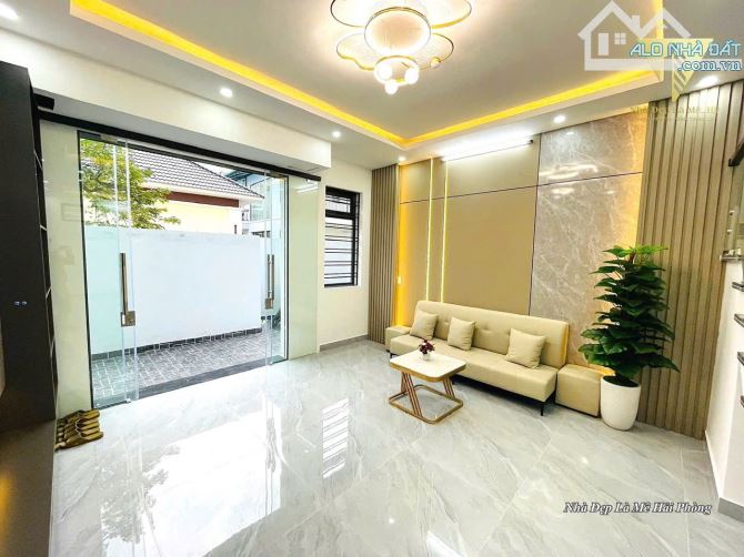 Bán nhà 3 tầng xây mới sân chung rộng rãi Hồ Sen - 4