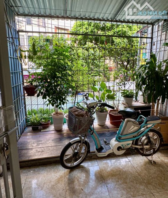 Bán căn hộ tập thể tầng 2 đẹp long lanh, ở luôn nhà M Mai Dịch, Cầu Giấy 50m, 3.9 tỷ. - 4