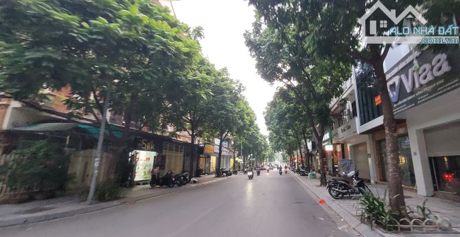 Bán căn hộ 3PN – Chung cư 137 Nguyễn Ngọc Vũ. DT 113m², 3PN – 2WC – 2 logia, 7ty - 4