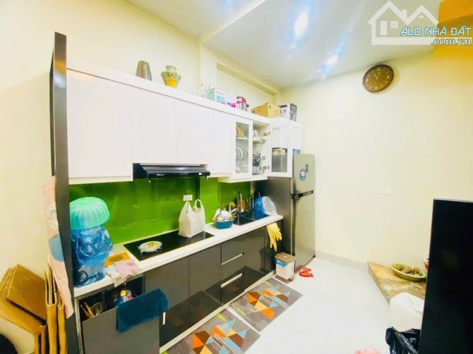 TRẦN KHÁT CHÂN , 30M² , MẶT TIỀN 4,4M , 3PN RỘNG , GIÁ MỀM , GẦN Ô TÔ , 6,35 TỶ - 4