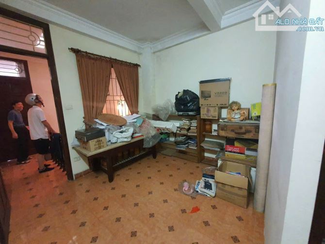 Cho thuê nhà trong ngõ 76, phố Chùa Hà, Quan Hoa, Cầu Giấy, Hà Nội. DT 55m x 4 tầng, giá - 4