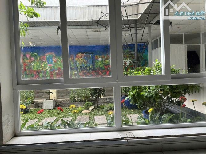 Biệt thự Khu D2D - Phường Thống Nhất.   - Diện tích: 16m x 18m = 288m2 - DTXD 8m x 18m& DT - 5