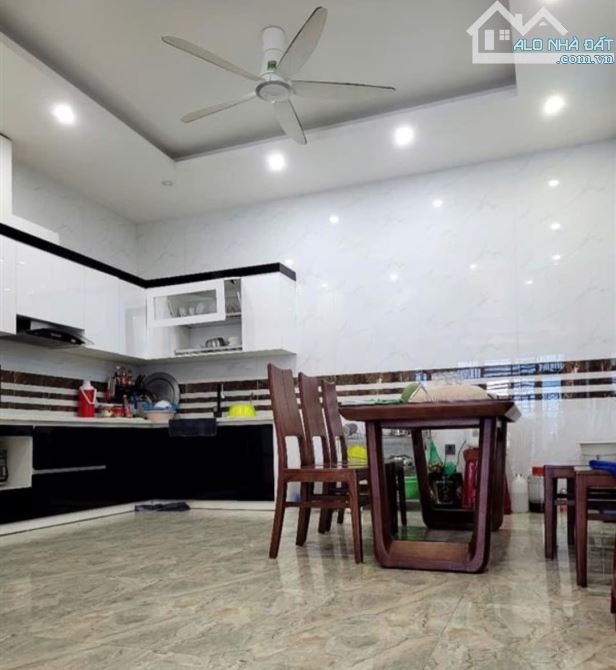 Bán nhà  Hàng Tổng, Đằng Hải, Hải An . 3,4 tỷ , 2 tầng , 60m . - 5