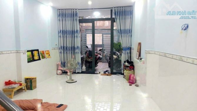 F. CỘNG HOÀ P.15 TÂN BÌNH – 76M² – 2 TẦNG – GIÁ 5.4 TỶ – GẦN SÂN BAY  ✨ Diện tích: 76m² 💰 - 5