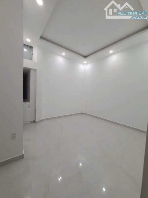 CG NHÀ TĂNG BẠT HỔ BT - NGANG 6.2M - XE HƠI TRONG NHÀ - 5