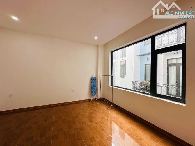 Bán nhà 3 tầng kiệt Mai Lão Bạng, Thuận Phước, Hải Châu. DT 50m2. Giá 3.95 tỷ - 5