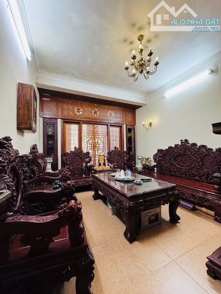 PHÂN LÔ NGUYỄN VĂN HUYÊN – 55M² – 4 TẦNG – MT 3.8M – Ô TÔ, KINH DOANH, 2 THOÁNG – 21.5 TỶ - 5