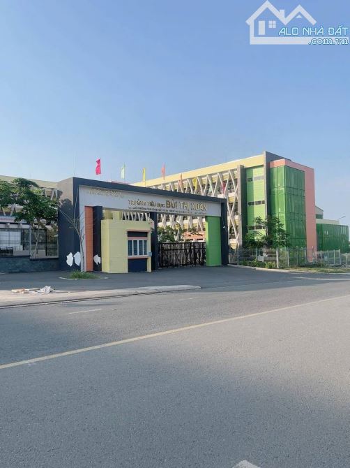 Nhà 1 Lầu 1 Trệt – Đường Xe Hơi, Gần Trường Nguyễn Thị Minh Khai – Chỉ Hơn 3 TỶ - 5