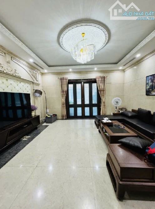 Cho thuê nhà Vạn Phúc 100m x 5 tầng thang máy FULL nội thất 30tr - 5