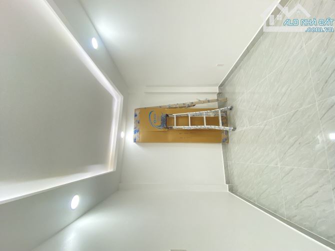 Nhà dân trí cao, Âu Dương Lân Q.8, dt 30m2 3pn shr giá 5.4tỷ tl. - 5