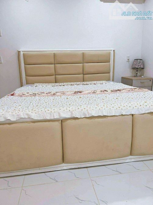 BÁN NHÀ 1T1L (4PN, 4WC, ĐANG CHO THUÊ 20TR/THÁNG) – HẺM OTO PHAN CHU TRINH - 63M² -– 5,9TỶ - 5