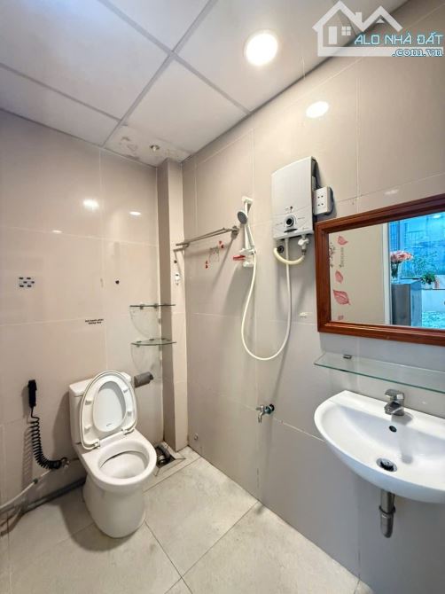 Studio cửa sổ trời, full nội thất xịn xò quận 8 - 5