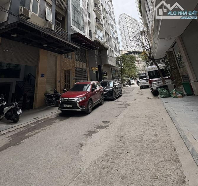 Bán Gấp Siêu Phẩm 4 Tầng KD 50Tr/Tháng Phố Lê Văn Lương Thanh Xuân DT 80M MT 6M Giá 45Tỷ - 5