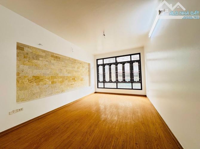 PHÂN LÔ QUÂN ĐỘI PHÙNG CHÍ KIÊN – 60M², Ô TÔ VÀO NHÀ, VIEW THOÁNG - 5