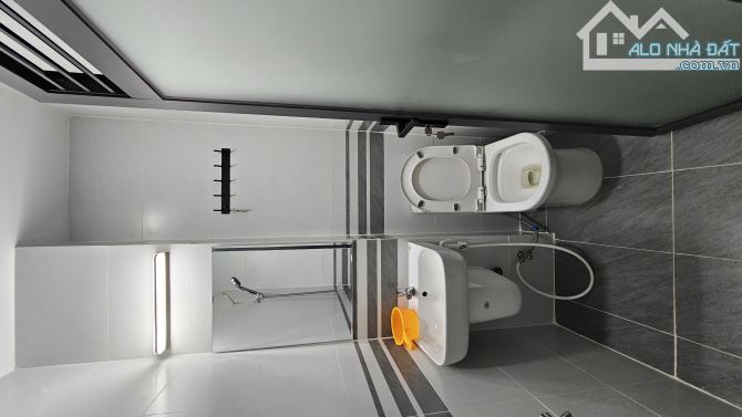 Hẻm Ô tô 1 trục - Âu Dương Lân Q8, 3 Tầng, 4PN MỚI TINH, NHỈNH 5 TỶ - 5