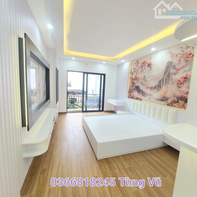 NHÀ ĐẸP Ở NGAY KIM GIANG - KHƯƠNG ĐÌNH 36M 5 TẦNG TRƯỚC NHÀ THOÁNG SÁNG - 5