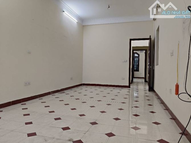 Bán nhà phân lô ô tô vào nhà phố Vương thừa Vũ thanh xuân 60m2. Giá 15.2 tỷ - 4
