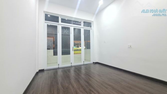 BÁN CĂN NHÀ 02 TẦNG MẶT TIỀN ĐƯỜNG TRẦN NGUYÊN HÃN, P NHA TRANG GIÁ 7,2 TỶ - 5