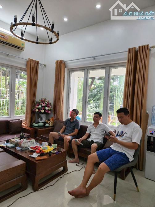 CẦN BÁN CĂN VILLA GIÁ 4.X TỈ CÁCH HN 33KM NHIỀU TIỆN ÍCH TẠI CƯ YÊN LƯƠNG SƠN HB - 5
