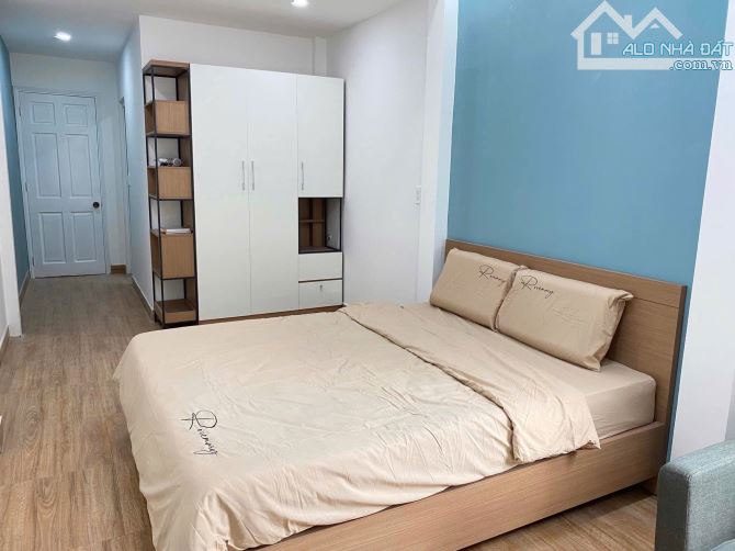 CĂN HỘ TÁCH BẾP FULL NỘI THẤT CỰC RỘNG 40M2 NGAY QUẬN 3 - 5