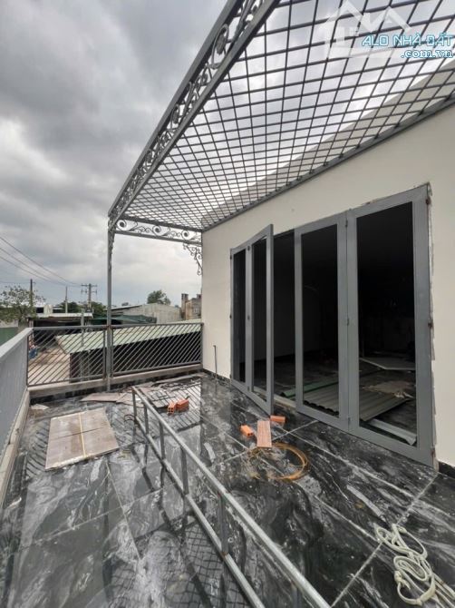 HƠN 5 TỶ - TỈNH LỘ 10-127 M2 - NGANG 6M - 2 TẦNG MỚI - ĐƯỜNG NHỰA 8M KHU PHÂN LÔ CAO TẦNG- - 5