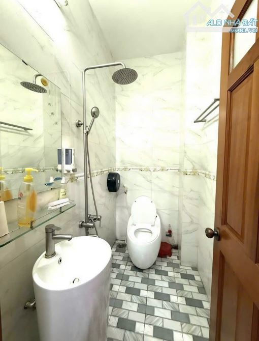 Bán Nhà Hẻm Ô Tô 5m, Bùi Quang Là – P.12, Gò Vấp, 11.6Tỷ, 100m2(5x20), 4Tầng - 5