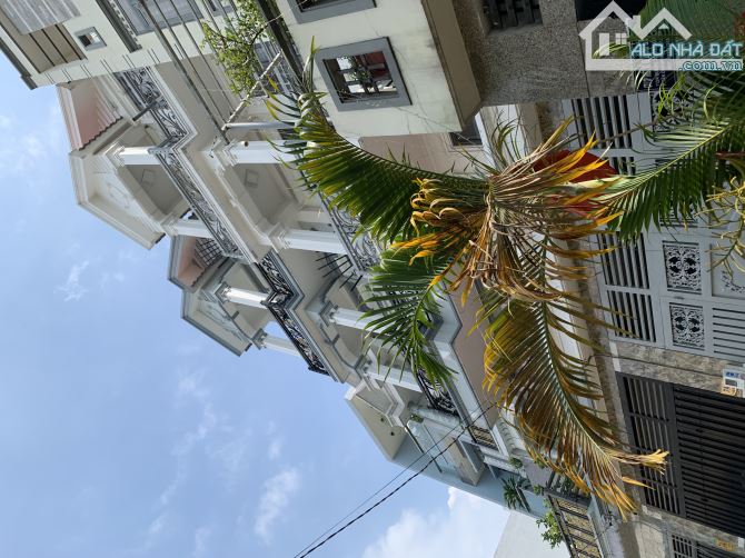 Bán nhà NGUYỄN THỊ BÚP, p.TCH. Q12_ 4x17m_ 4TẦNG_ ở ngay_ Hẻm XE HƠI6m_ 5ty930 - 5