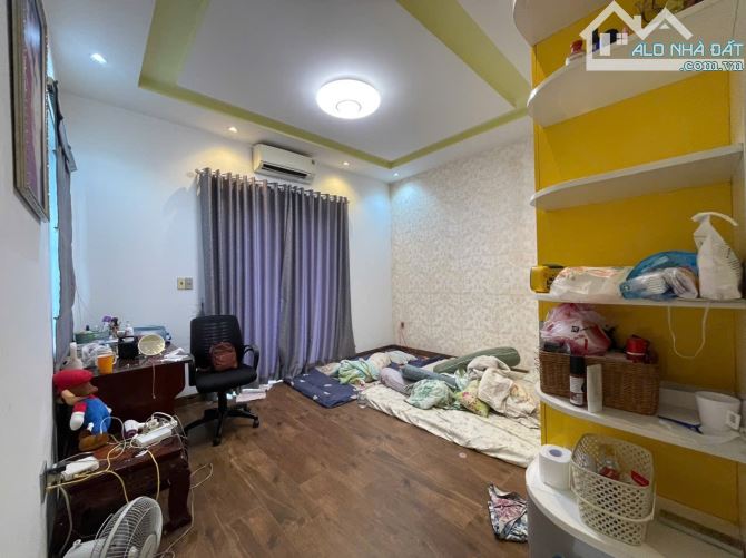 Bán biệt thự mặt tiền Đường 79 Xa Lộ Hà Nội, Phước Long Quận 9 - 5