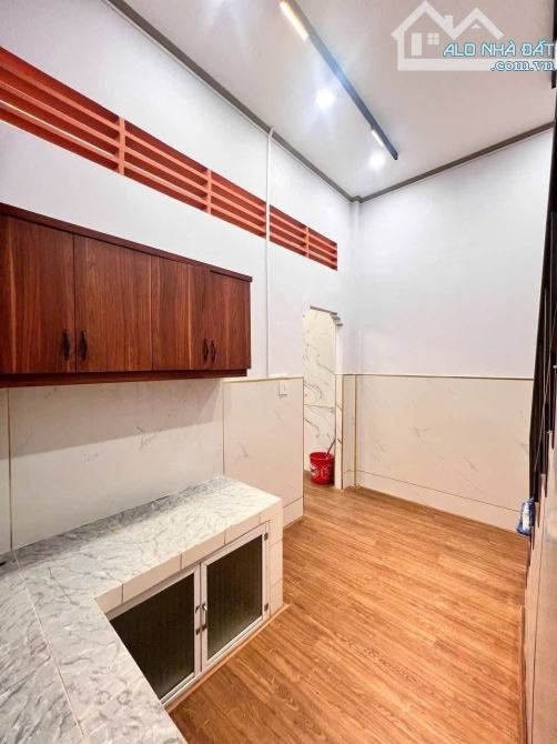 🌟🌟🌟NHÀ ĐẸP -  HOÀN CÔNG - HẺM 359 - NGUYỄN VĂN CỪ (Nằm gần Công ty Dược HG) - 6