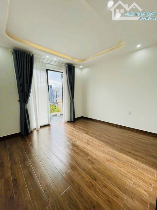 Bán căn nhà 3 tầng xây độc lập oto đỗ tận của tại Quỳnh Hoàng Nam Sơn - 6