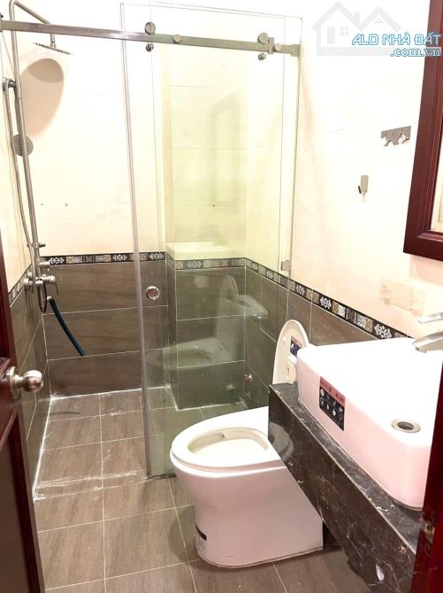 Cho thuê nhà hoàng quốc việt giáp phú mỹ hưng 4 tấm giá chỉ 20tr - 6