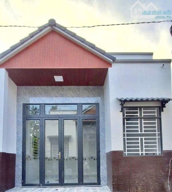 Bán gấp căn nhà ở Nguyễn Văn Ni -Thị Trấn Củ Chi. DT 159m2, Giá chỉ có 1 tỷ 120. Sổ Hồng R - 6