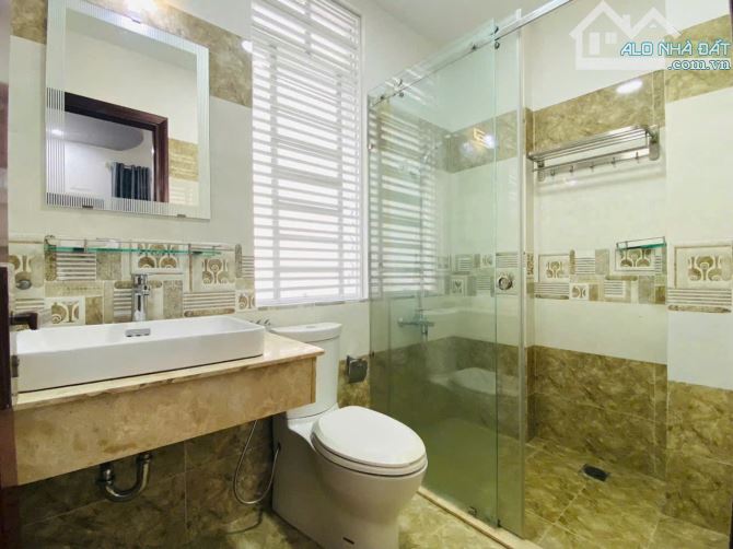 Cho thuê nhà nguyên căn khu  P. Thống Nhất - Diện tích: 4m x 18m   - Nhà 1 trệt 2 lầu, - 6