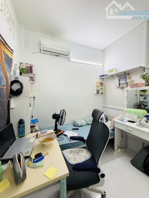 NGUYỄN SƠN – CÁCH HXH 1 CĂN – 3 TẦNG – NỞ HẬU CHỈ 3.9 TỶ - 6