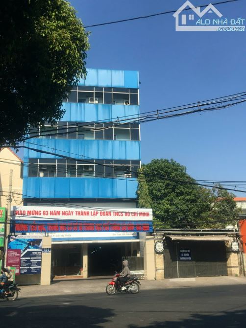 Giảm rất sâu. Bán Nhà Mặt Tiền Lê Quang Định, P.1, Quận Gò Vấp . Quỹ Đất Lớn 900m² - 6