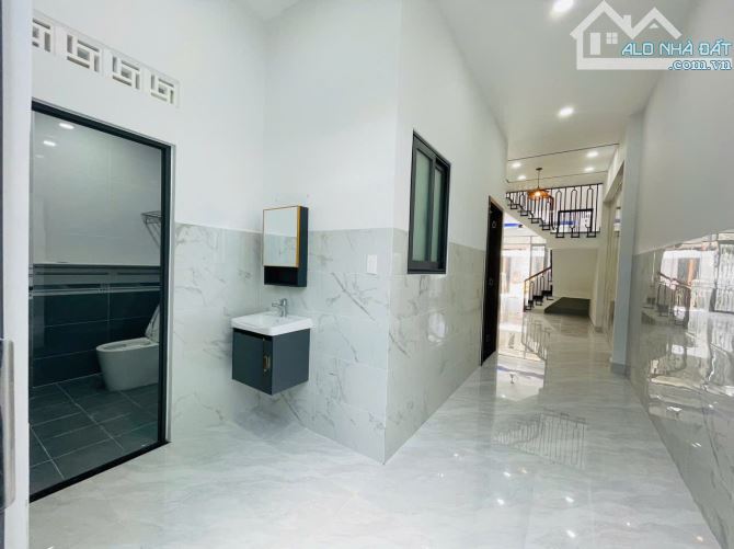 Siêu Phẩm Đẹp, 5x25, sổ hồng hoàn công, gần TP.HCM - 6