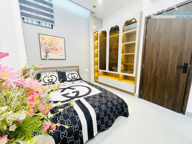 Bán nhà đẹp 3 tầng vào ở ngay.Trần Văn Khánh ,Quận 7.Giá 6.8 tỷ. - 6
