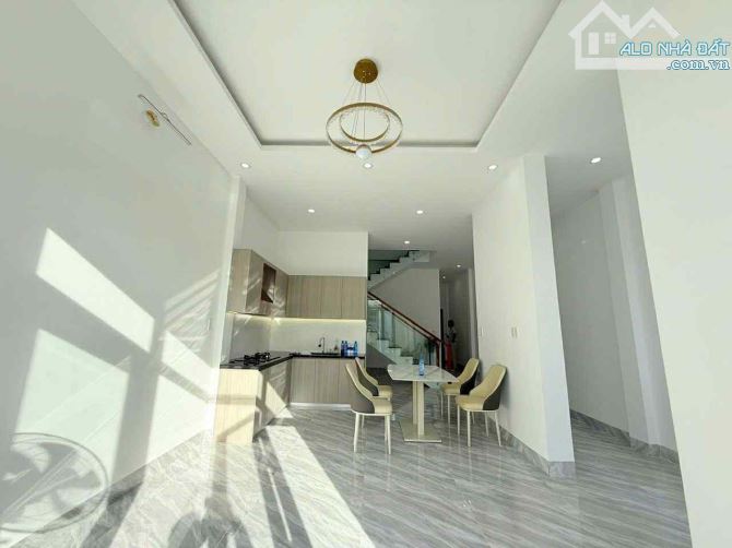 BÁN NHÀ 2 TẦNG KIỆT Ô TÔ THÍCH TỊNH KHIẾT 3TY4XX - 6